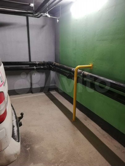 Машиноместо, 18 м²