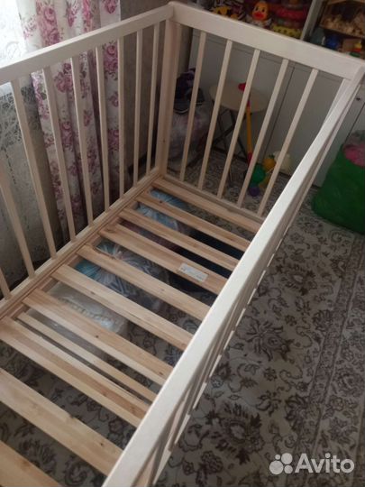 Детская кроватка