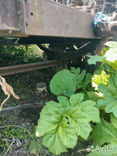 На тракторный прицеп