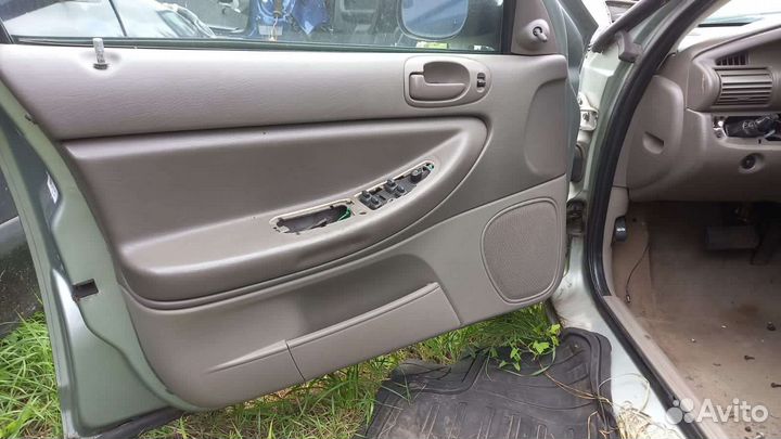 Карты дверные dodge Stratus