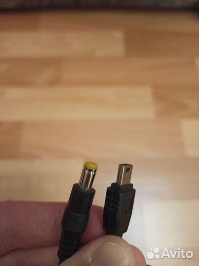 Автомобильное зарядное устройство для ноутбука