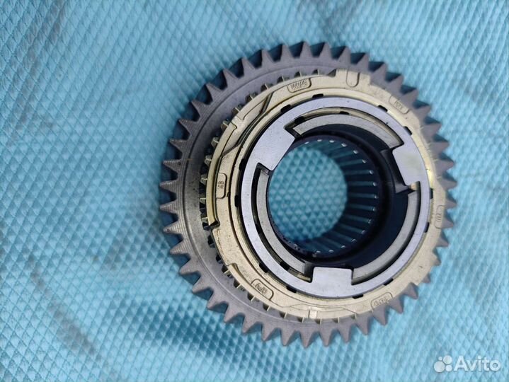 Муфта 1/2 передачи 5ст МКПП шкода фольксваген