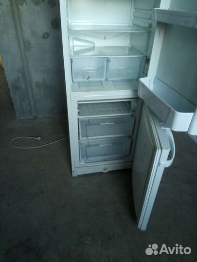 Холодильник бу