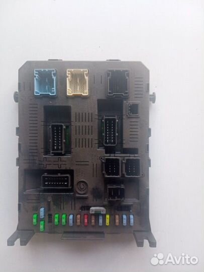 Блок предохранителей BSI