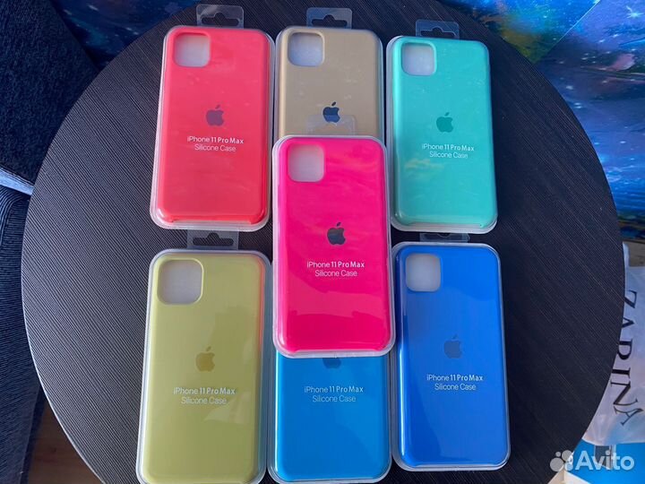 Чехол на iPhone