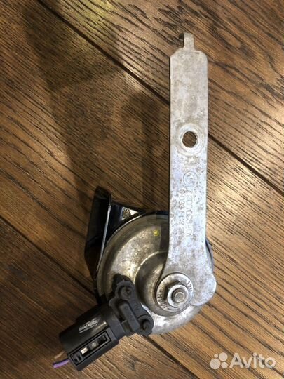 Звуковой сигнал низкой частоты