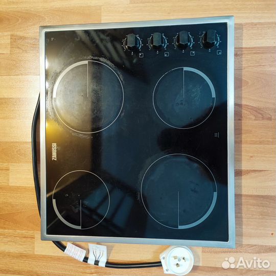 Варочная панель электрическая Zanussi ZEV6140XBA