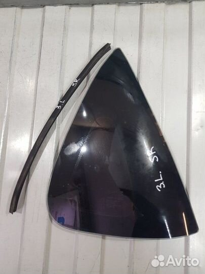 Стекло кузовное глухое левое Ssangyong Rexton GAB