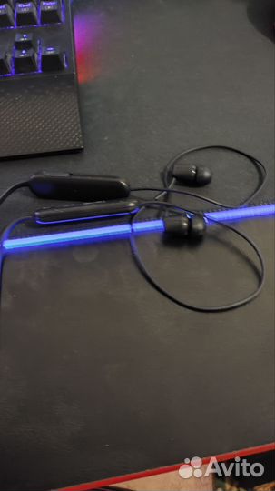 Наушники Sony wi-c100