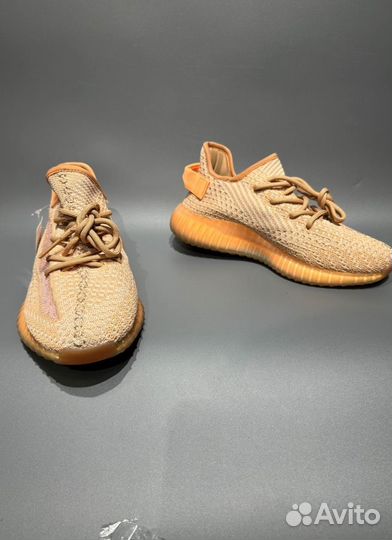 Кроссовки Yeezy Boost 350 V2 Персик