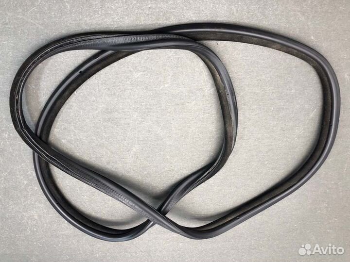 Уплотнитель багажника Bmw 3-Series E46 M43B19 1998