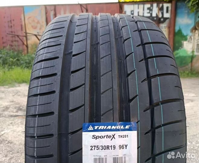 Triangle TH201 275/30 R19 96Y