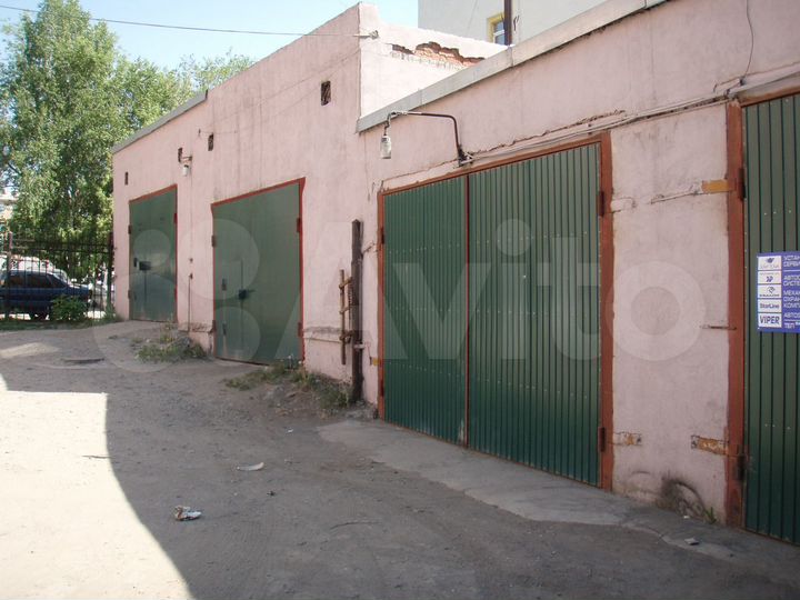 Машиноместо, 18 м²