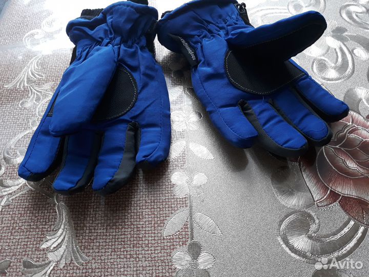 Новые зимние перчатки 4-5лет