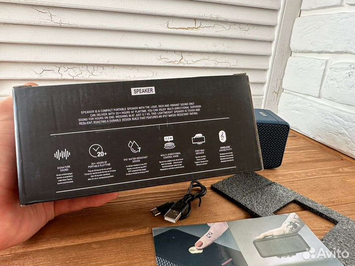 Колонка Marshall Emberton