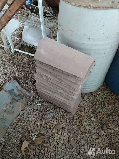 Коньковая черепица