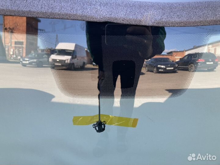 Ветровое стекло Polo 6RU845011F NVB