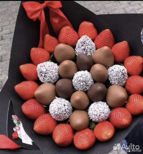 Нежные Букеты из клубники в шоколаде