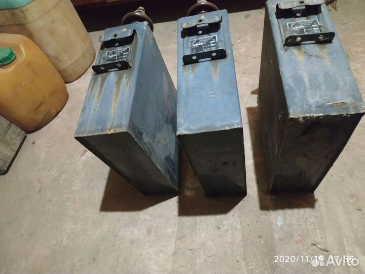 Конденсатор пусковой