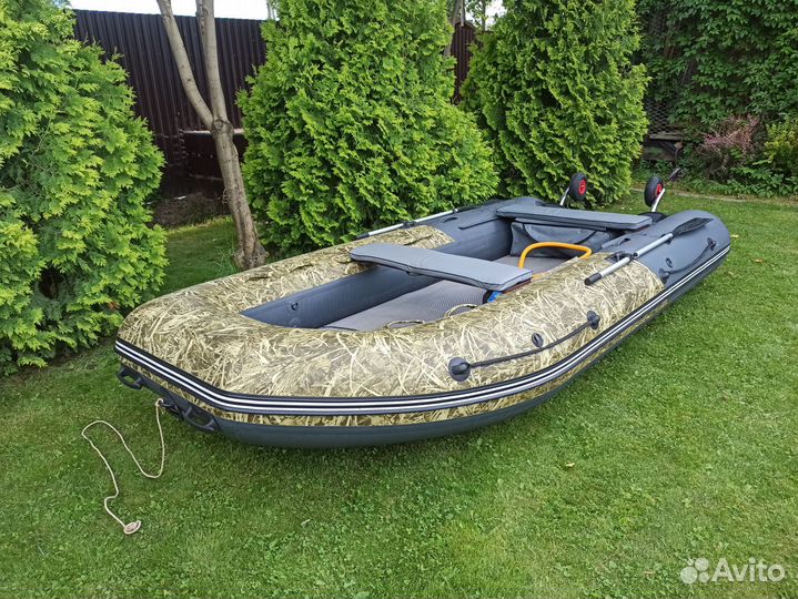 Пвх-лодка Reef Triton 400 S-max