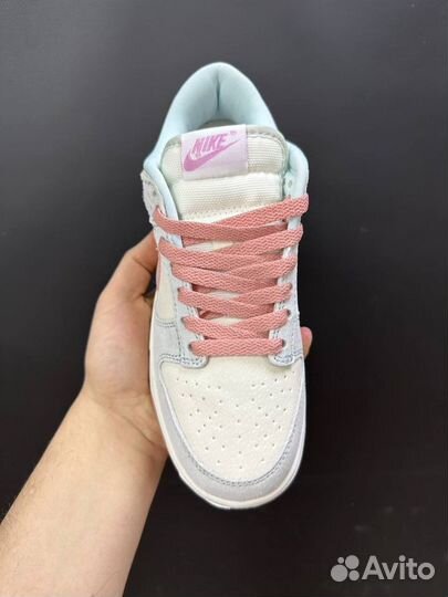 Nike sb dunk low fossil rose