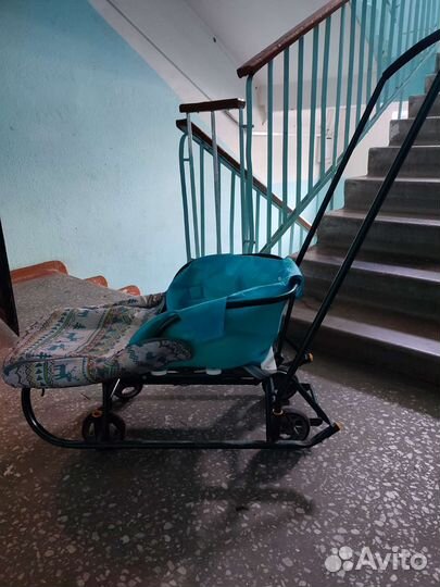 Детские зимние санки на колесах