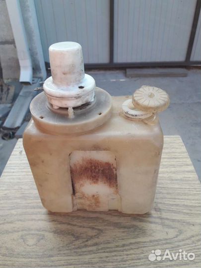 Бачок омывателя