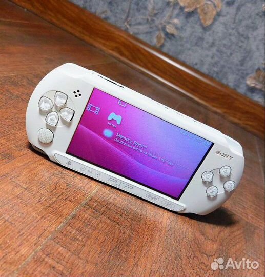 Sony PSP White + Комплект + Много Игр