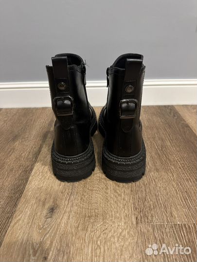 Ботинки демисезонные женские 37 размер