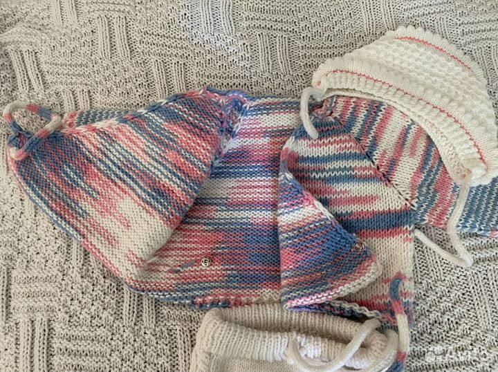 Вязаный костюм детский до 3 месяцев