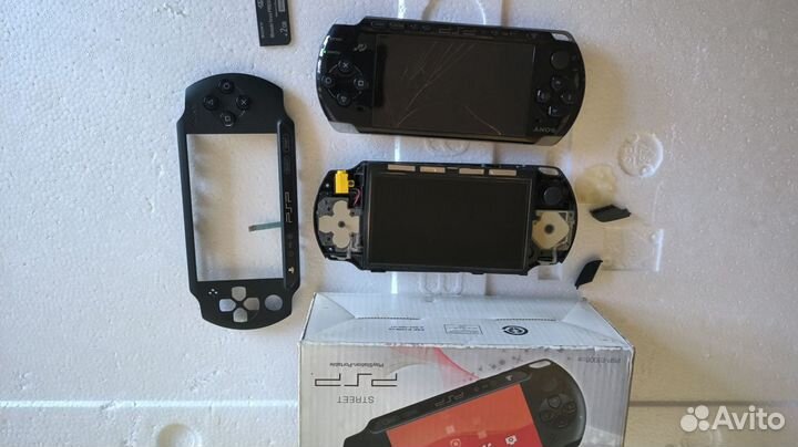 Приставки Sony PSP 3008 и Sony PSP E1008 с дефекта