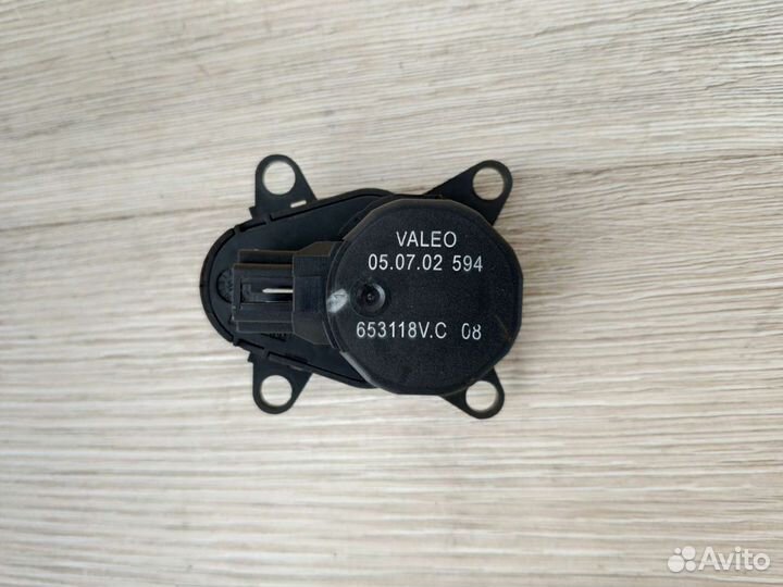 Моторчик привод печки отопителя Citroen C5