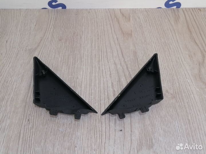 Уголки зеркал пара Toyota Mark 2 GX100 1996г