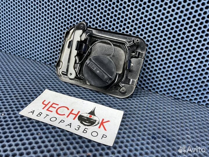 Лючок бензобака Ниссан X-Trail T31 черный