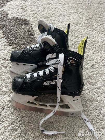 Коньки хоккейные bauer supreme