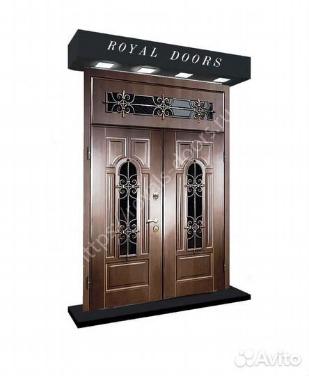 Широкая входная двустворчатая дверь в дом и офис