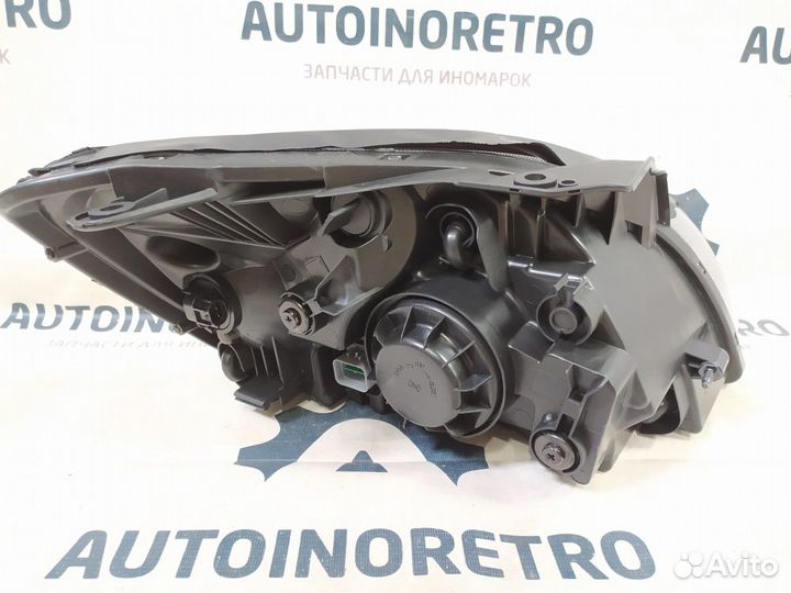 Фара левая (черная) Kia Rio II рест. (2009-2011)