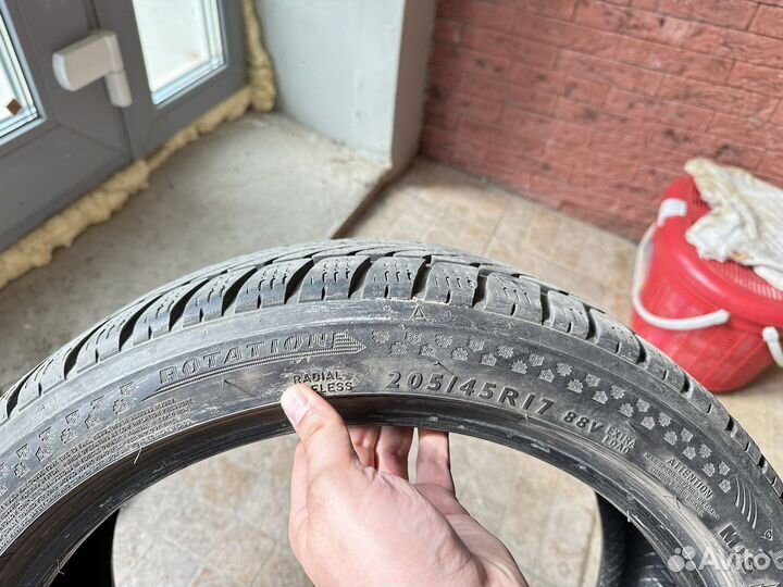 Dunlop SP Winter Sport 4D 205/45 R17