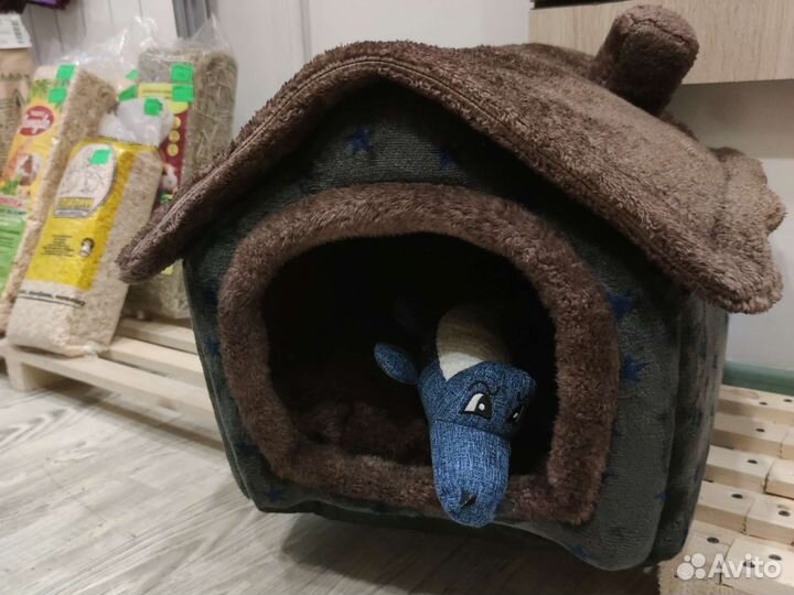 Домик для кошки новый
