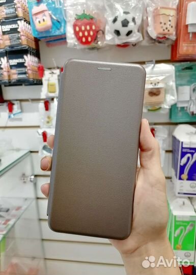 Чехлы книжки на Realme C31