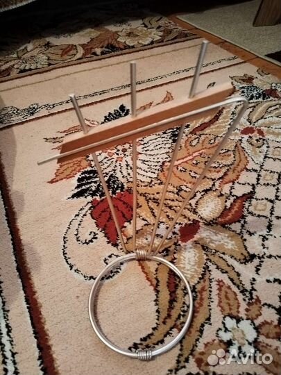 Кашпо подвесное на стену