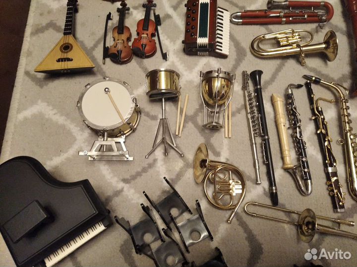 Коллекция музыкальных инструментов