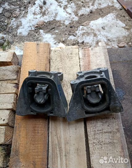 Подушки двигателя хонда црв 3 CR V