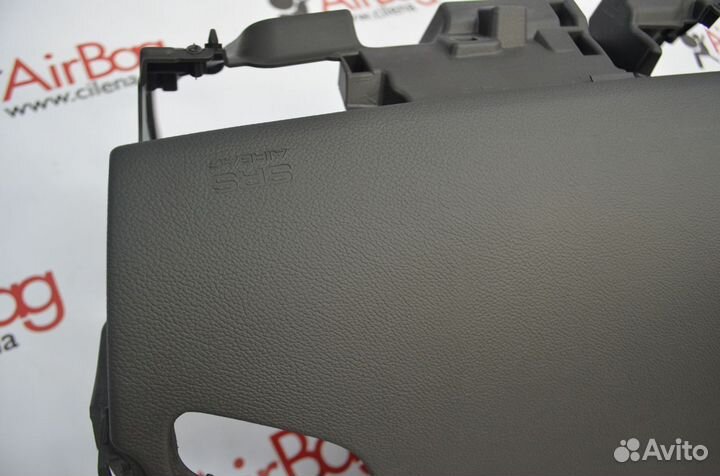 Торпедо панель приборов Mitsubishi Outlander