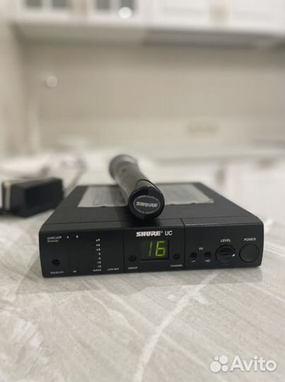 Радиомикрофон shure