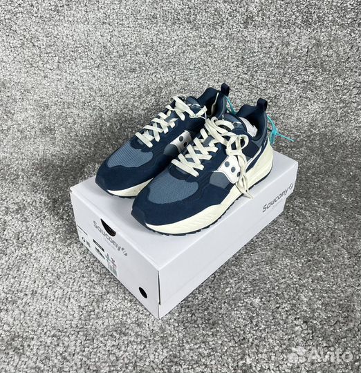 Кроссовки Saucony Shadow 5000