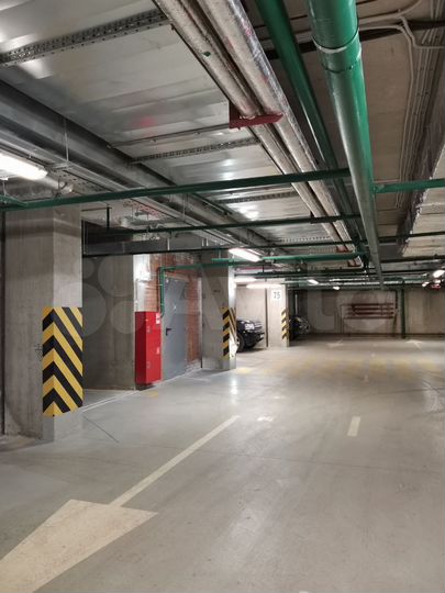 Машиноместо, 13 м²