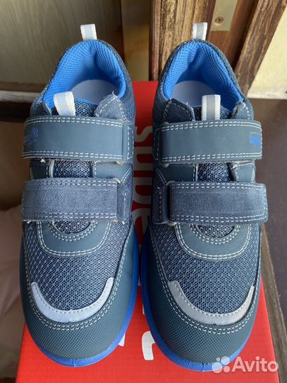 Новые кроссовки Superfit 32