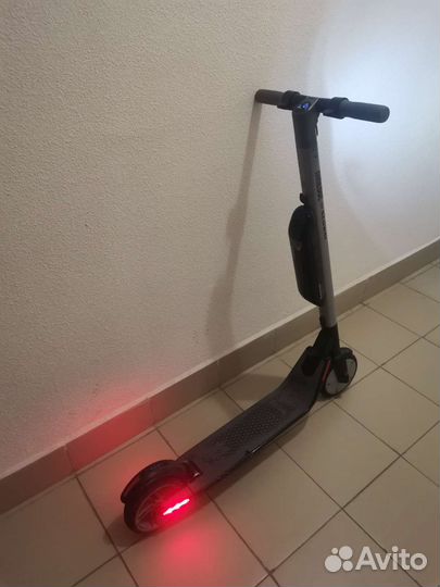 Электросамокат Ninebot KickScooter ES2 (ES4)