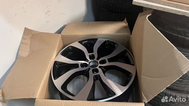 Диск литой Балу R17 оригинальный Лада Веста, Х Рей